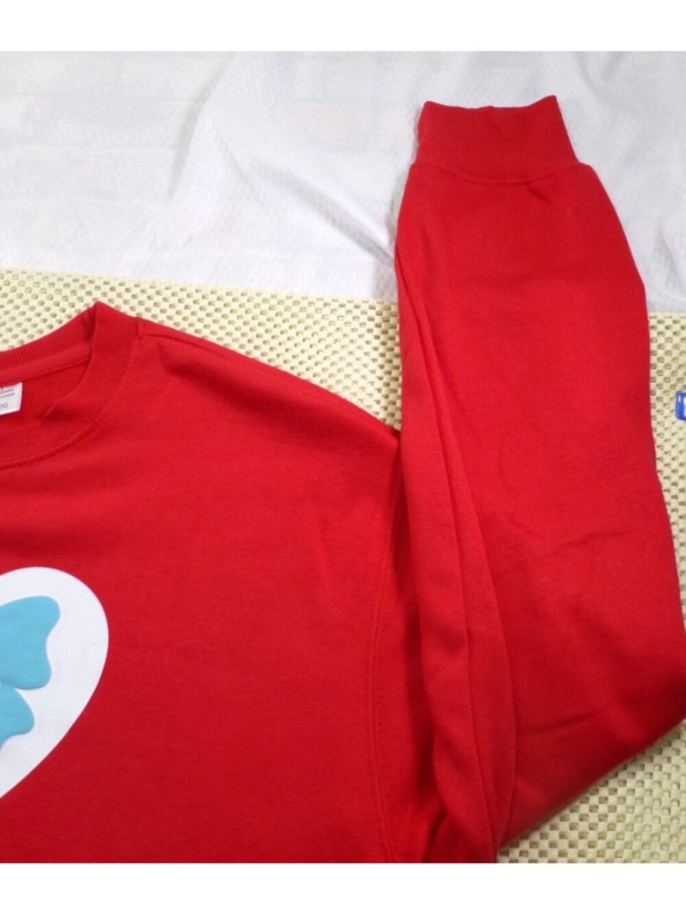 I Love Dolly Red Sweatshirt XL Graphic Pullover Crewneck Long Sleeve Dolly Parto - Picture 4 of 11